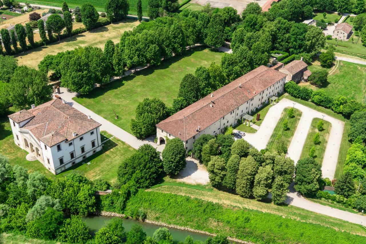 La Barchessa Di Villa Pisani Lonigo Luaran gambar